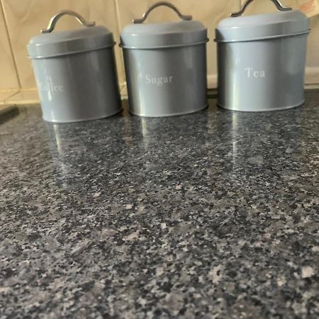 Stunning 3 Bedroom Flat In Stockwell London Kültér fotó
