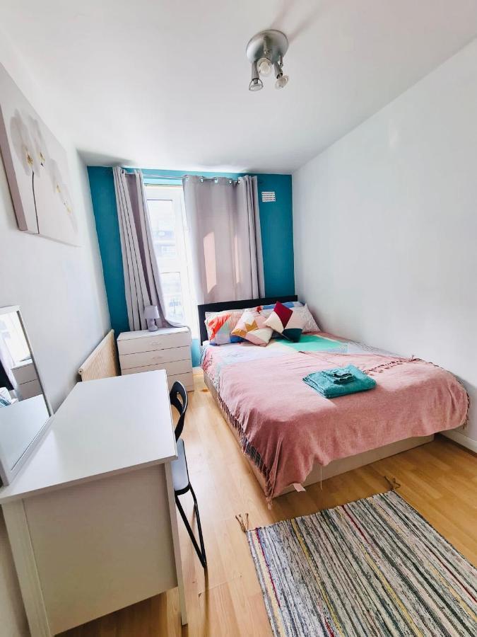 Stunning 3 Bedroom Flat In Stockwell London Kültér fotó