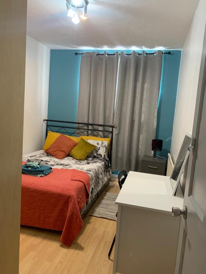 Stunning 3 Bedroom Flat In Stockwell London Kültér fotó