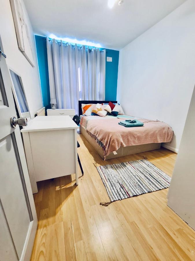 Stunning 3 Bedroom Flat In Stockwell London Kültér fotó