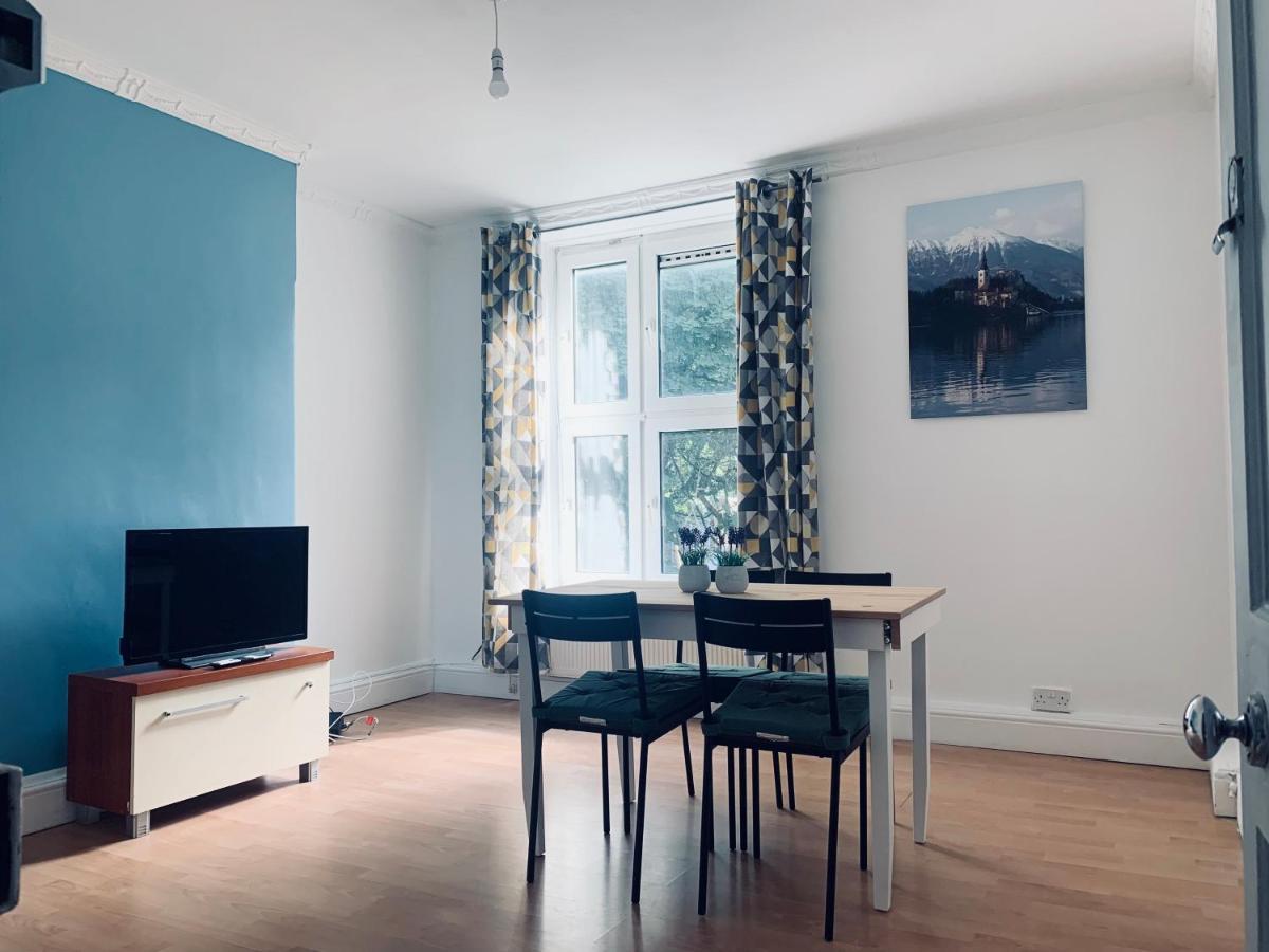 Stunning 3 Bedroom Flat In Stockwell London Kültér fotó