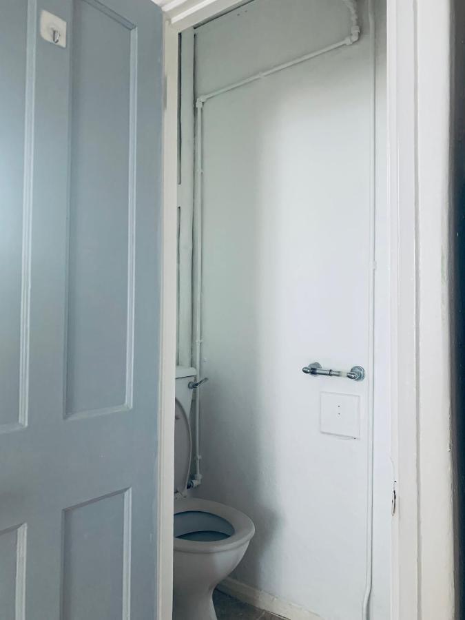 Stunning 3 Bedroom Flat In Stockwell London Kültér fotó